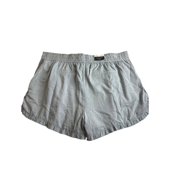 Who What Wear Chambray Twill Shorts 22W Blue Elastic Waist Ruffle Hem Cotton New - Picture 2 of 6